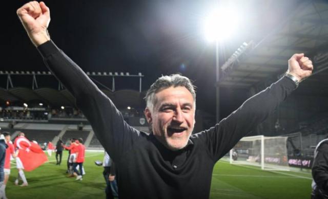 bob半岛体育官方网站-“狗队”里尔夺冠密码：枪炮巴黎造 遇强愈强添成色